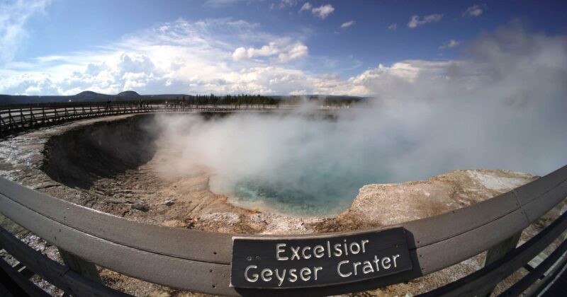 2023.05.29 Excelsior Geyser Crater (360)