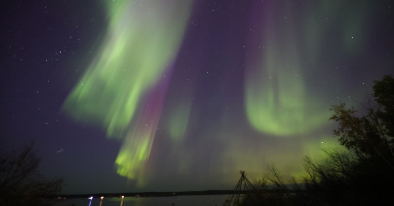 2024.09.13 Aurora Sampler by the Great Slave Lake (Time Lapse)